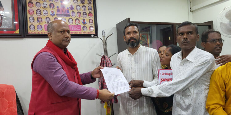 पानी माग्दै मुख्यमन्त्रीलाई ज्ञापन