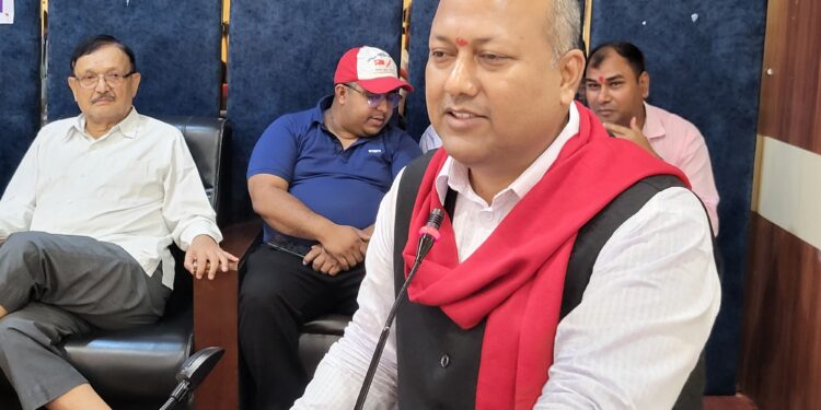 बजेटमा कर्मचारीले गडबड गरे, अनुसन्धान गर्दैछौं : मुख्यमन्त्री सिंह (भिडियोसहित)