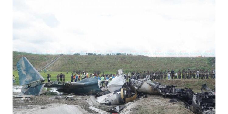 घाइते क्याप्टेन मनिष भन्छन्: सय फिट पुगेपछि जहाज खस्यो, दुर्घटनापछि एउटा प्वालबाट आफैँ माथि आएँ