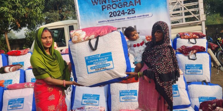 बरियारपट्टी गाउँपालिकामा ,उपाध्यक्षको उपस्थितिमा  ४० घरपरिवार लाई कम्बल  वितरण