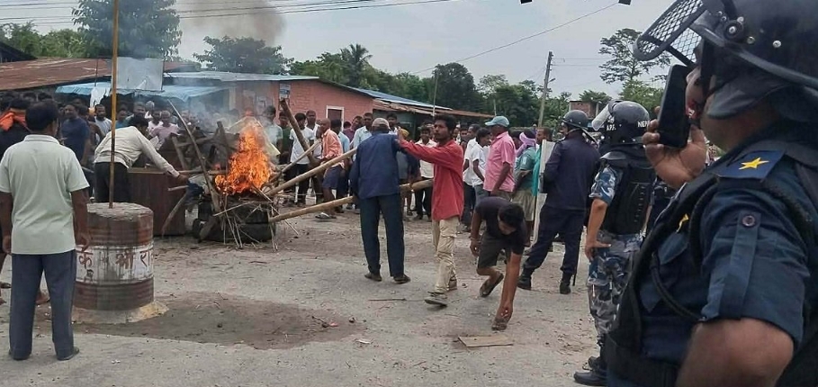 सुनसरी घटनाको विरोधमा राजविराजमा प्रदर्शन, दोषीमाथि कारबाहीको माग